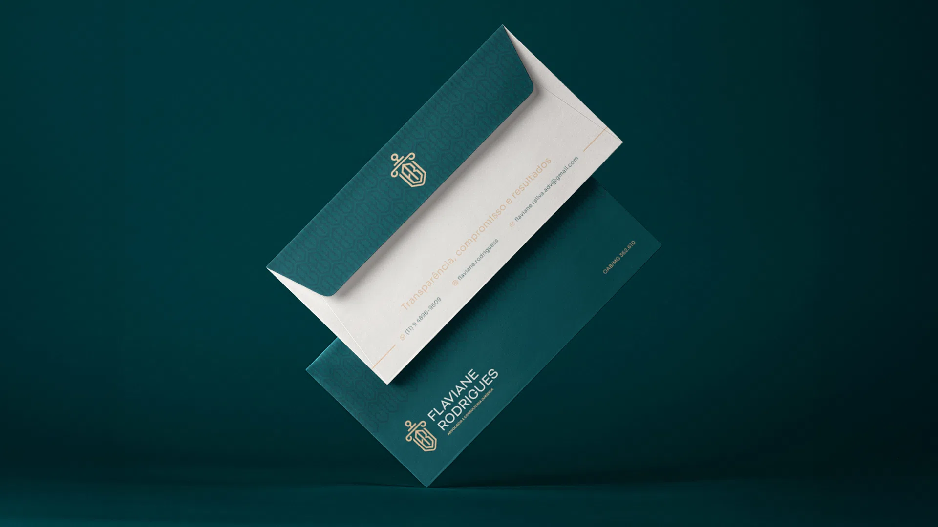 Flaviane Rodrigues — detalhe símbolo