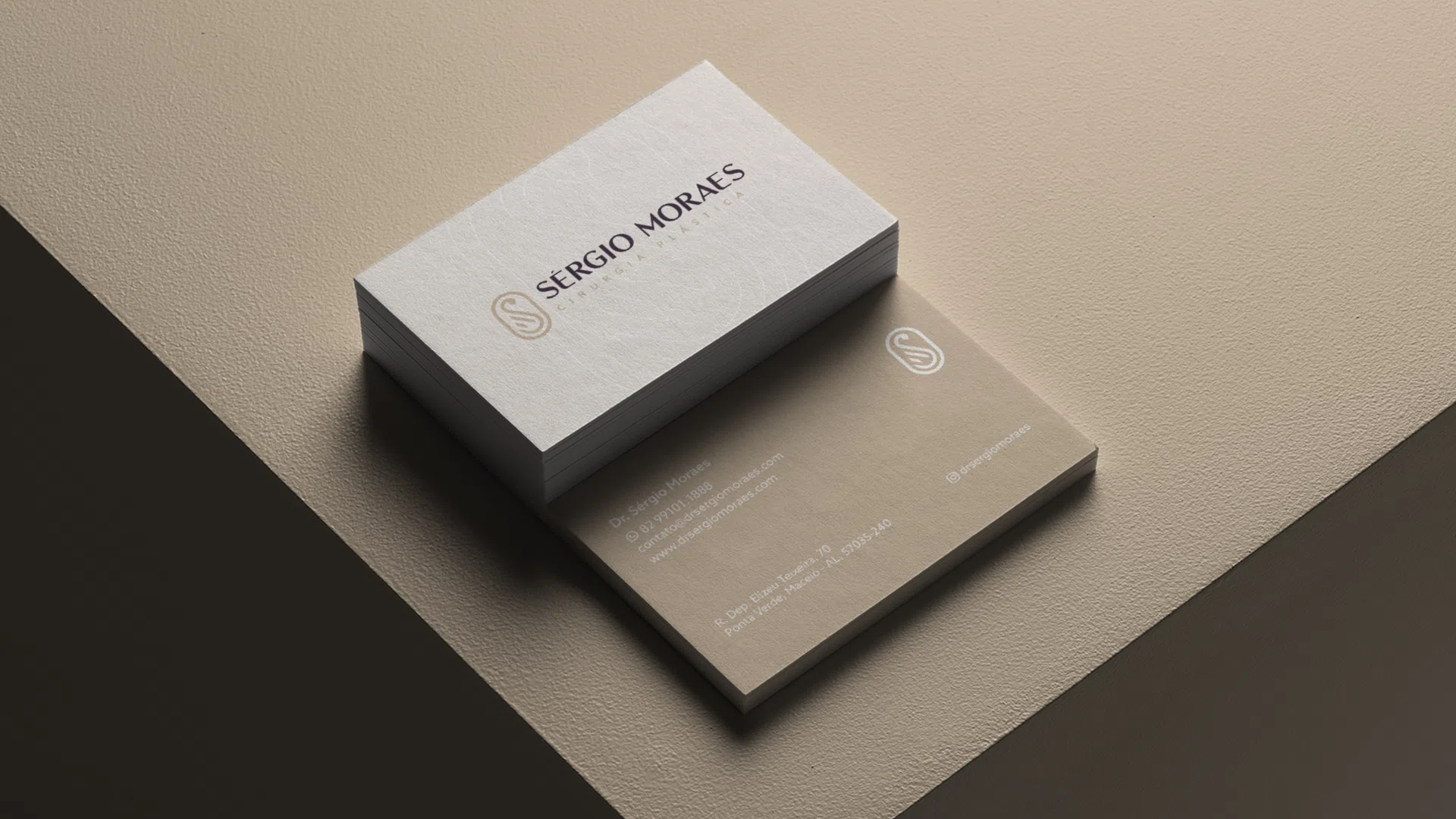 Sérgio Moraes — uniforme médico